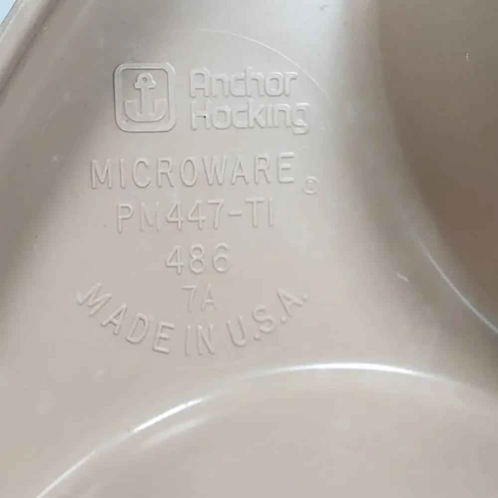 Anchor Hocking Microware PM459-TI Microwave Cupcake Pan Vtg Cookware
